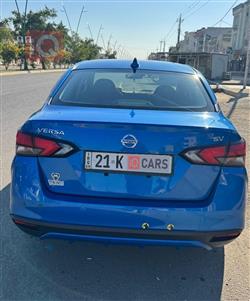 نيسان فيرسا